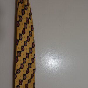 Silk Club Room Neck Tie